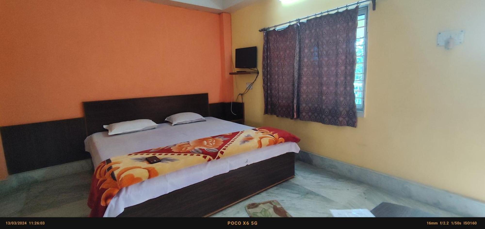 India Tours Only Ekanta Apan Hotel Mathurakhanda ภายนอก รูปภาพ