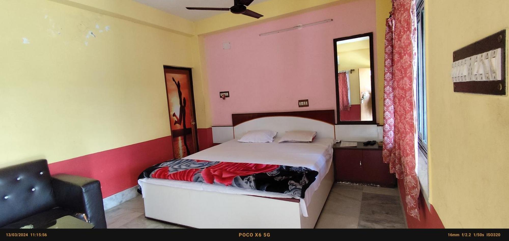 India Tours Only Ekanta Apan Hotel Mathurakhanda ภายนอก รูปภาพ
